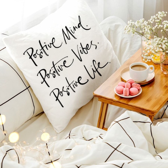 IN STOCK  2 pack - stay positive Cushion cover - Picture 4 of 5